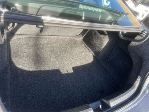 Used 2025 Volkswagen Jetta SE image 33