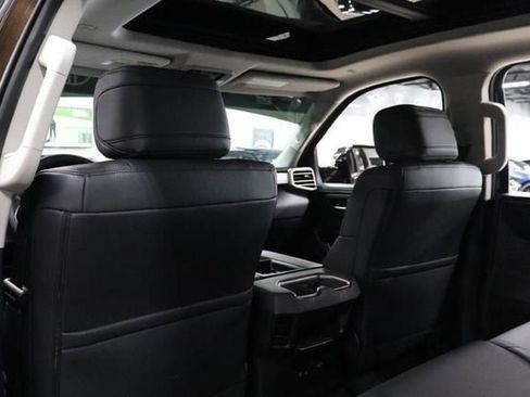 Used 2024 Toyota Tundra Limited w/ Power Package AWD/4WD image 18