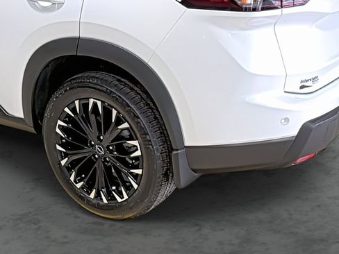 New 2026 Nissan Rogue SV AWD/4WD image 9