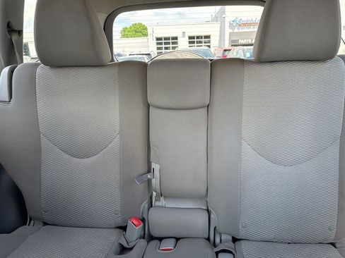 Used 2012 Toyota RAV4 4WD w/ Upgrade Value Pkg image 13
