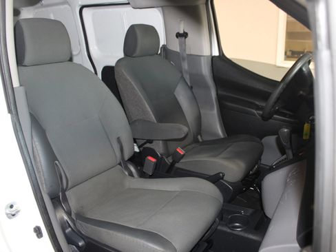 Used 2017 Nissan NV200 S FWD image 27