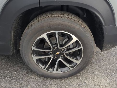 New 2026 Chevrolet TrailBlazer LT w/ Convenience Package image 3