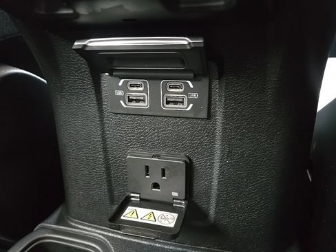 Used 2024 Jeep Wrangler Sahara w/ Technology Group image 84