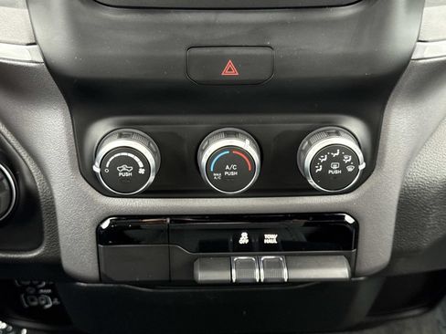 Used 2023 RAM 1500 Big Horn AWD/4WD image 6
