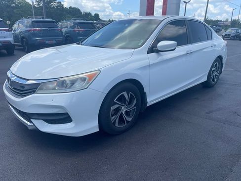 Used 2016 Honda Accord LX image 5