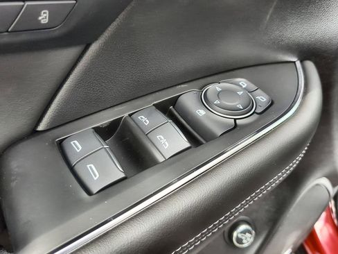 New 2025 Buick Envision Avenir image 24