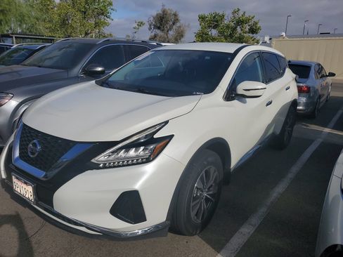 Used 2019 Nissan Murano S w/ Cargo Package FWD image 1