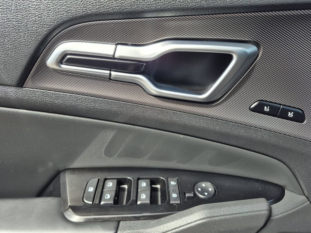Certified 2023 Kia Sportage SX FWD image 8