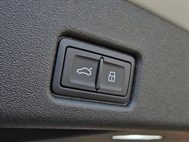 New 2026 Audi Q5 Premium Plus AWD/4WD image 24