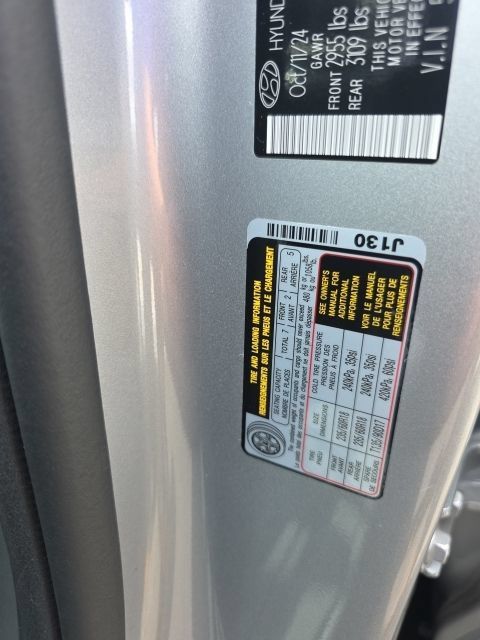 Used 2025 Hyundai Santa Fe SE AWD/4WD image 39