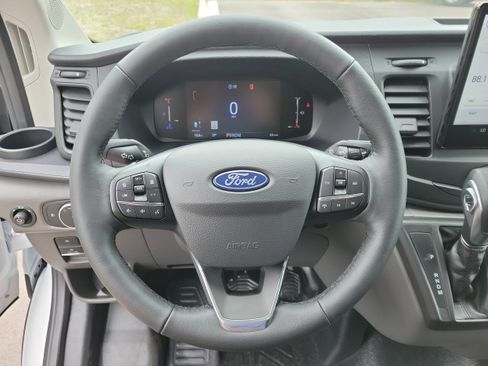New 2026 Ford Transit 150 Low Roof RWD image 19