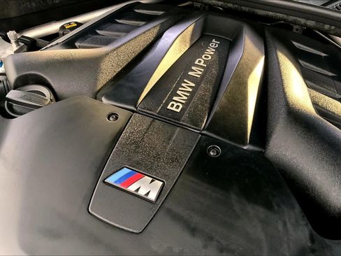 Used 2018 BMW X5 M image 33