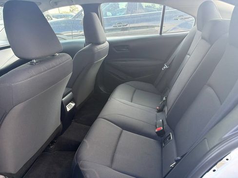 Used 2025 Toyota Corolla LE FWD image 3