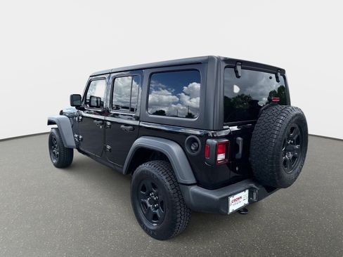 Used 2018 Jeep Wrangler Unlimited Sport AWD/4WD image 6