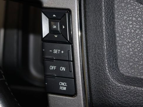 Used 2017 Ford Expedition Platinum image 26