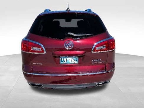 Used 2017 Buick Enclave Leather w/ Trailering Package FWD image 3