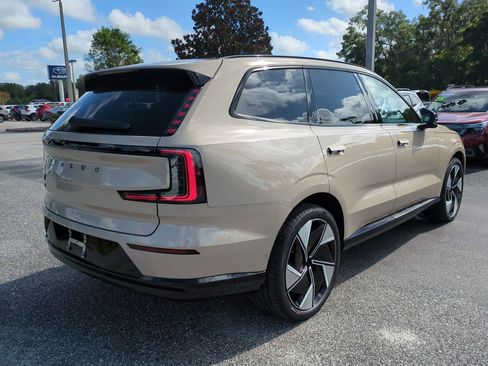 New 2025 Volvo EX90 Ultra image 4
