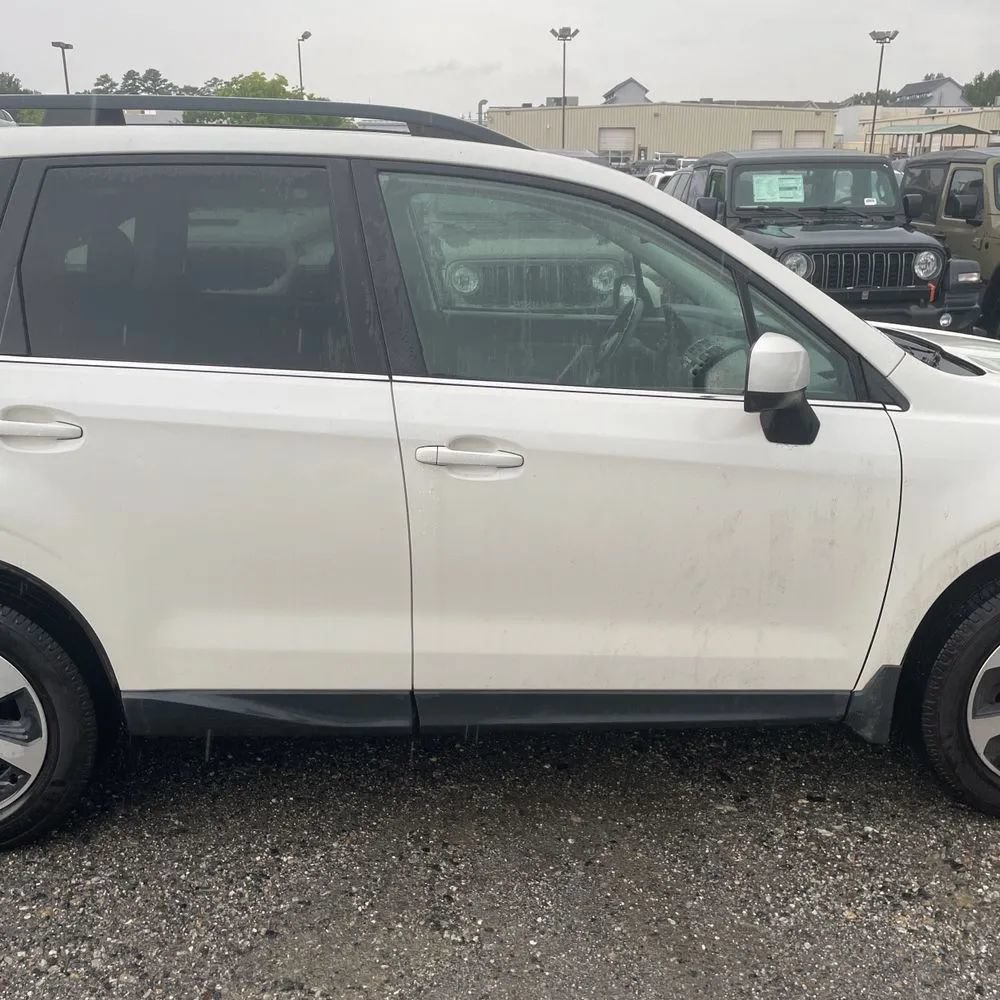 Used 2017 Subaru Forester 2.5i Limited w/ Protection Package #2 AWD/4WD image 11