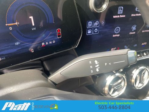 Used 2024 Chevrolet Blazer EV LT AWD/4WD image 32