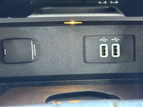 Used 2016 Ford F150 XLT w/ Equipment Group 302A Luxury AWD/4WD image 37