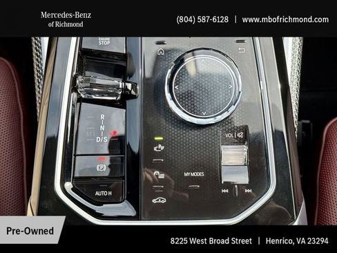 Used 2025 BMW 760i xDrive w/ Premium Package image 23