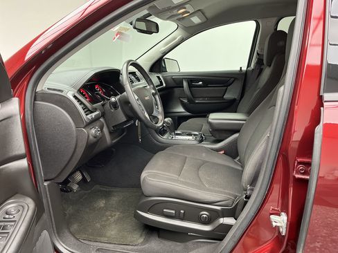 Used 2015 GMC Acadia SLE AWD/4WD image 3