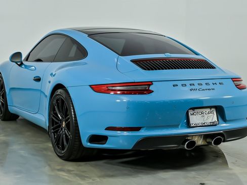 Used 2018 Porsche 911 Carrera image 10