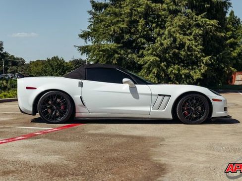 Used 2010 Chevrolet Corvette Grand Sport w/ Preferred Equipment Group image 40