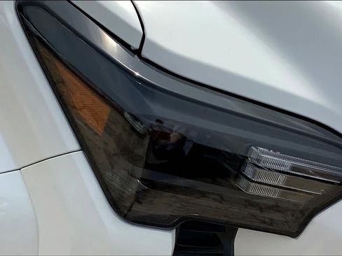 Used 2026 Toyota Tacoma SR5 image 27