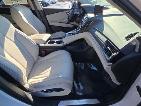 Used 2025 Acura RDX w/ Technology Package image 6