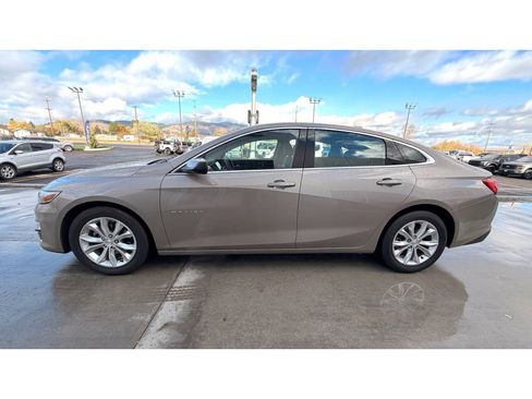 Used 2024 Chevrolet Malibu LT image 4