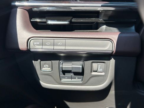 Used 2022 Cadillac Escalade ESV Sport Platinum image 55