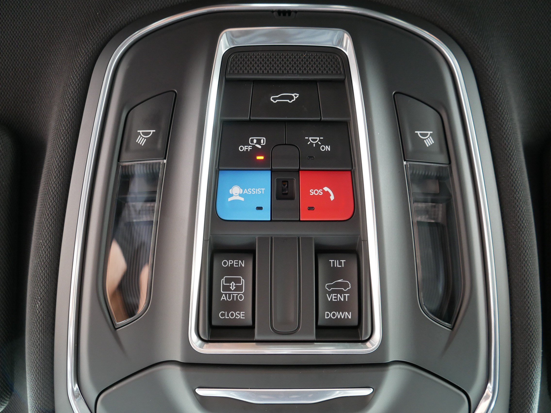 Used 2023 Jeep Grand Cherokee L Laredo AWD/4WD image 34