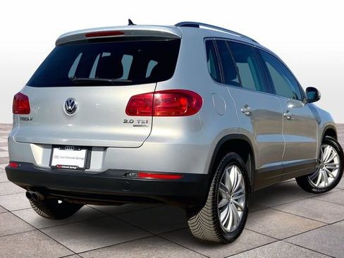 Used 2012 Volkswagen Tiguan SE image 13