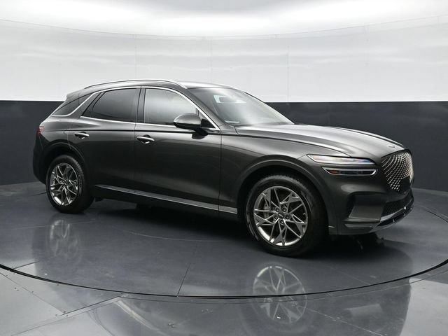 Used 2025 Genesis GV70 2.5T AWD/4WD image 3