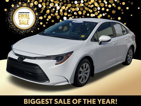 Certified 2025 Toyota Corolla LE image 1