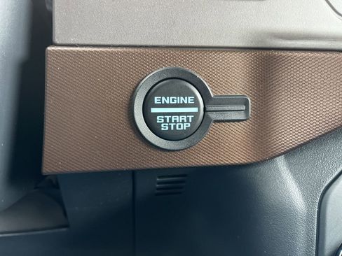 Certified 2022 Ford Bronco Outer Banks image 14