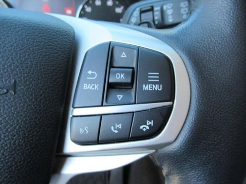 Used 2020 Ford Explorer Limited image 25