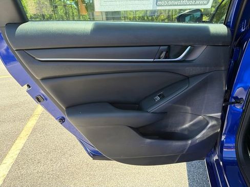 Used 2021 Honda Accord Sport image 21