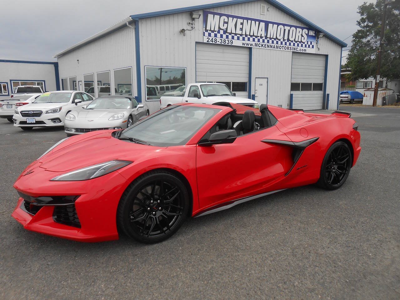 Used 2024 Chevrolet Corvette Z06 RWD image 5