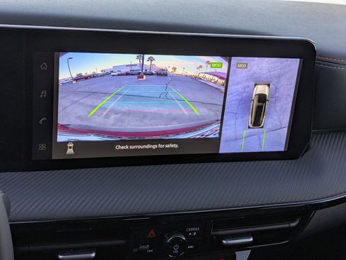 New 2026 Nissan Kicks SR w/ Cold Weather Package FWD image 16