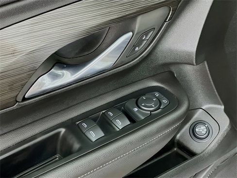 Certified 2023 GMC Terrain SLE w/ Driver Convenience Package image 21