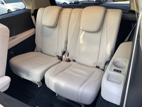 Certified 2024 Mercedes-Benz GLS 450 4MATIC image 43