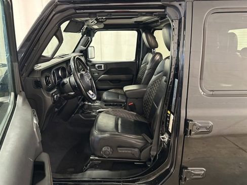 Used 2021 Jeep Gladiator Overland image 7