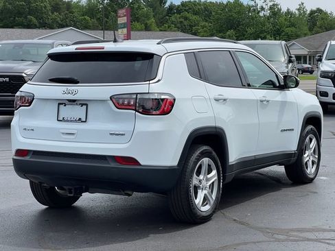 Used 2023 Jeep Compass Latitude AWD/4WD image 45