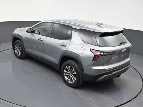 Used 2025 Chevrolet Equinox LT w/ Safety and Technology Package FWD image 15