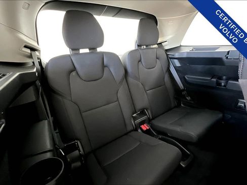 Certified 2025 Volvo XC90 B6 Plus image 36