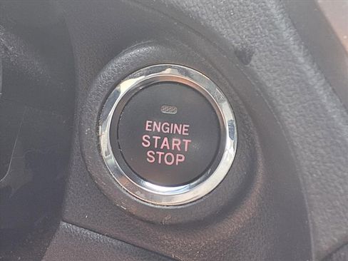 Used 2022 Subaru Ascent Touring image 14