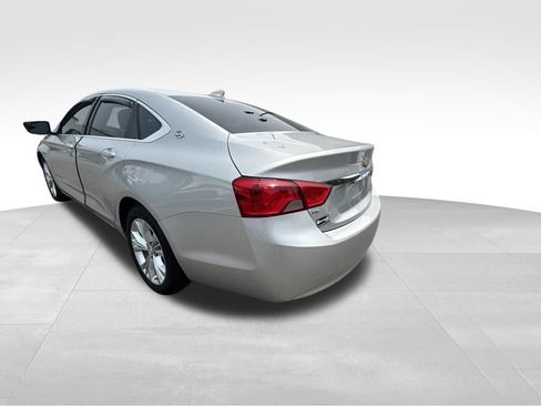 Used 2015 Chevrolet Impala LT FWD image 5