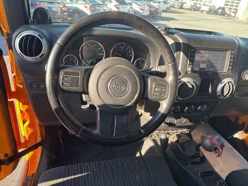 Used 2012 Jeep Wrangler Rubicon w/ Dual Top Group image 13